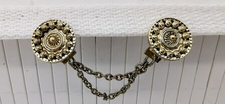 Clips met dubbel ketting Zeeuwse knoop goudkleurig.