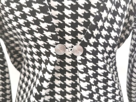 Vest clip haak &quot;yin yang&quot; symbool, voor vest, sjaal, omslagdoek, antiek zilverkleur