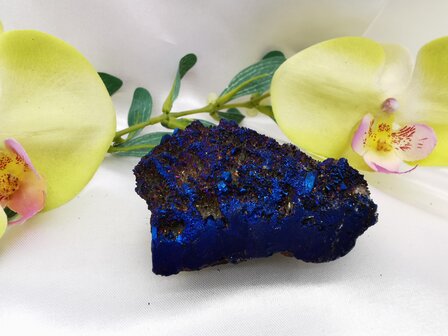 194gr Aura kwarts cluster cobalt &amp; titanium
