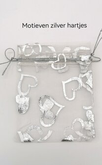 Organza zakjes,  zilveren harten, 9 x 7 cm, per 50