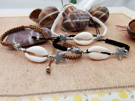 3 Armbandje Bohemian, schelp, zeester, zeeschildpad ,  gevlochten touw.