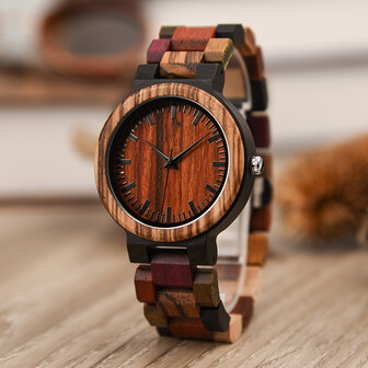 Houten horloge, band houten schakels