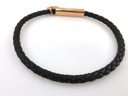 Heren Armband 4mm zwart leer met ros&eacute; kleur edelstaal sluiting, Lengte 22 cm