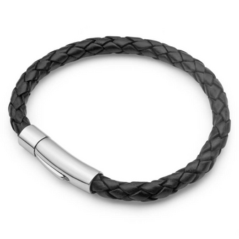 Herrenarmband aus 4,5 mm Leder mit schwarzem Edelstahlverschluss, erh&auml;ltlich in 3 L&auml;ngen.