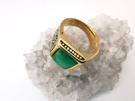 RVS Edelsteen vierkant Jade goudkleurig Ring. met zwarte/goud patronen aan de zijkant. 