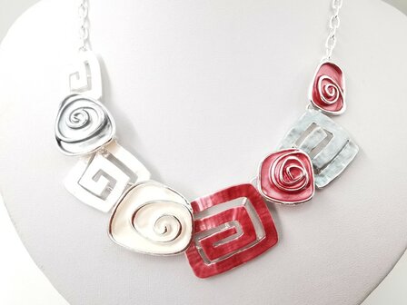 Set: Design mit spiralf&ouml;rmigem, mehrfarbigem, Emaille-Schmuck.