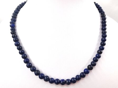 Halskette Lapislazuli 6 mm Perlen mit Edelstahlverschluss.