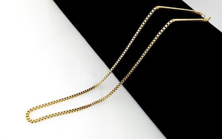 Ketting- RVS vierkante Venetiaanse Schakel L 45cm * D2mm goudkleurig