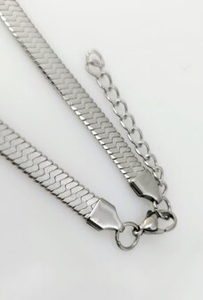 Platte Choker ketting rvs, zilverkleurig, L 43 + 5 cm, Br 6mm