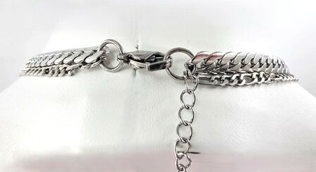 Zweireihige Edelstahlkette &ndash; L&auml;nge 40&ndash;45 cm, Breite 6 cm &ndash; silberfarben