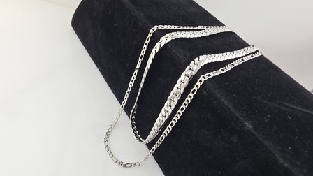 Zweireihige Edelstahlkette &ndash; L&auml;nge 40&ndash;45 cm, Breite 6 cm &ndash; silberfarben