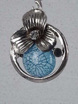 Schalkette mit der Aufschrift &bdquo;Adern des Lebens&ldquo;  Schmuckanh&auml;nger.