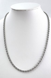 Edelstahl-Set. Silberfarbene gedrehte Halskette mit Armband