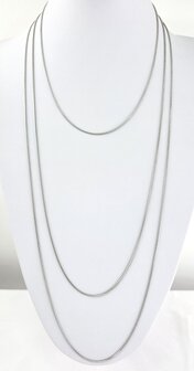 Halskette aus Edelstahl mit Schlangenmotiv, silberfarben, L&auml;nge 70 cm, Breite 1,2 mm