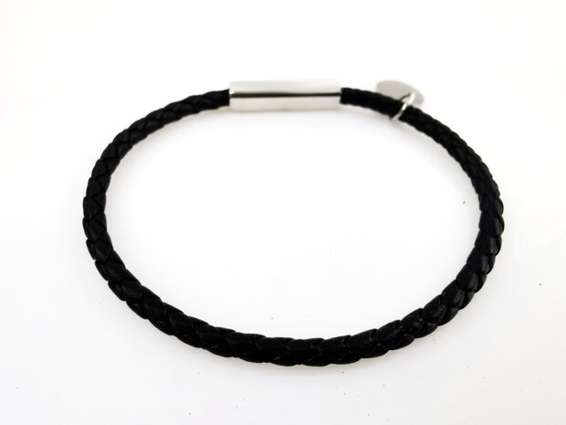 Herrenarmband 4 mm aus schwarzem Leder mit  Edelstahlverschluss, Länge 22 cm