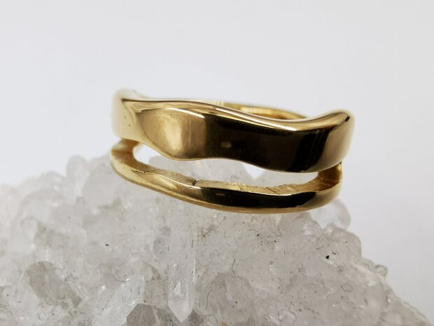 Ring, Goldfarben, Edelstahl, Mittelöffnung. 