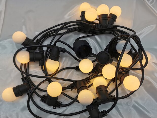 Stechkabel, 10 Meter, 18 Anschlüsse + Fassung und 18 LED-Lampe