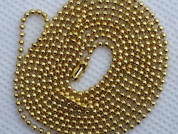 Bolletjes ketting, 1.5 mm dikte edelstaal, goudkleur.