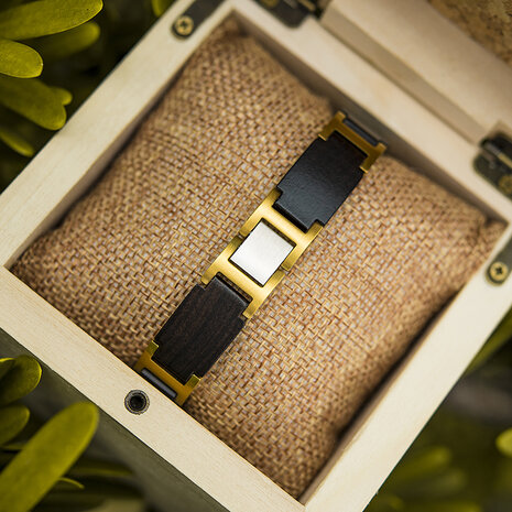 Armband Zwarte Ebony houten L 21.5 cm RVS tussenschakels goudkleurig