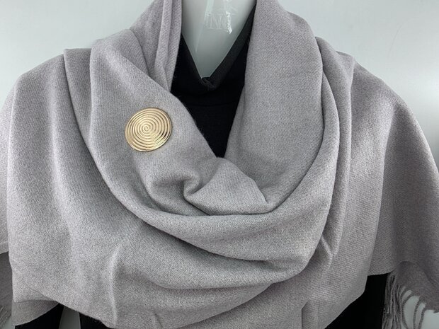 Magneet, broche, rond, levensspiraal, goudkleurig voor omslagdoek, sjaal en vest te sluiten.