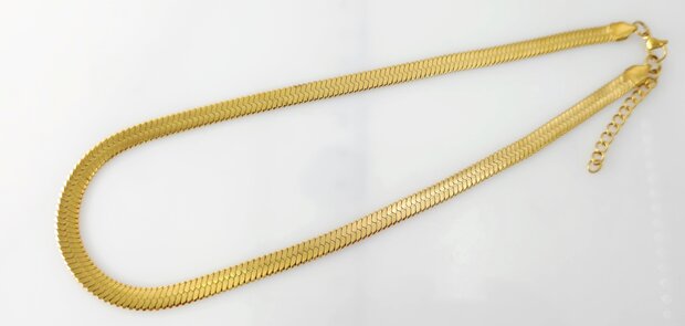 Flache Choker-Halskette aus Edelstahl, goldfarben, L 43 + 5 cm, B 6 mm