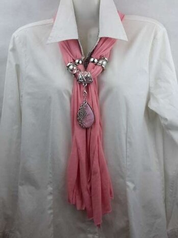 Schalkette mit pinkfarbenem Tropfenanh&auml;nger &bdquo;Venes of Life&ldquo;.