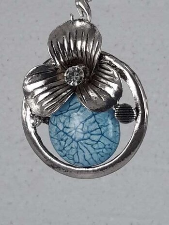 Schalkette mit der Aufschrift &bdquo;Adern des Lebens&ldquo;  Schmuckanh&auml;nger.