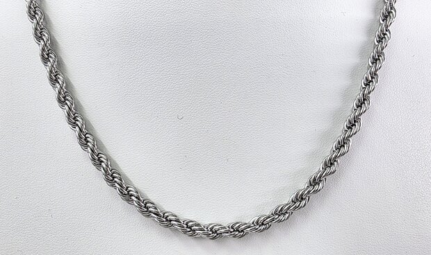 RVS Set Zilverkleurige twisted ketting met armband