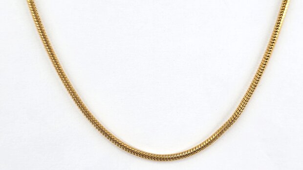 Halskette aus Edelstahl mit Schlangenmotiv, goldfarben, L&auml;nge 45 cm, Breite 2 mm